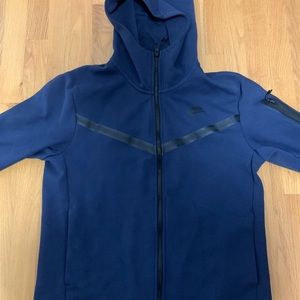 Dark blue Nike zip up sweater. Tech fleece pic